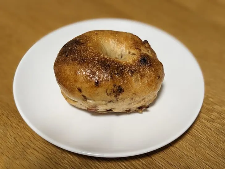 アトリエクルクマのクランベリーベーグル