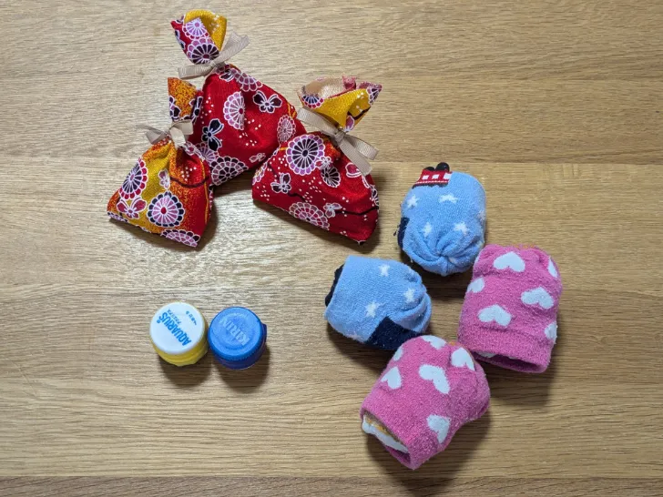 縫わないお手玉3つ完成