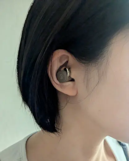 オーディオテクニカATH-SQ1TW2を実際に装着したところ